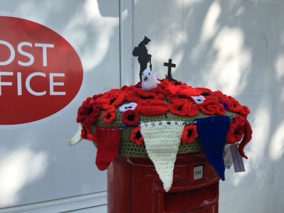 postbox topper